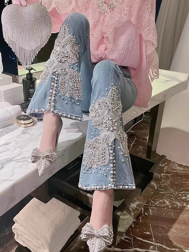Embroidery Jeans Sakura - Женские джинсы с высокой талией, цветочная