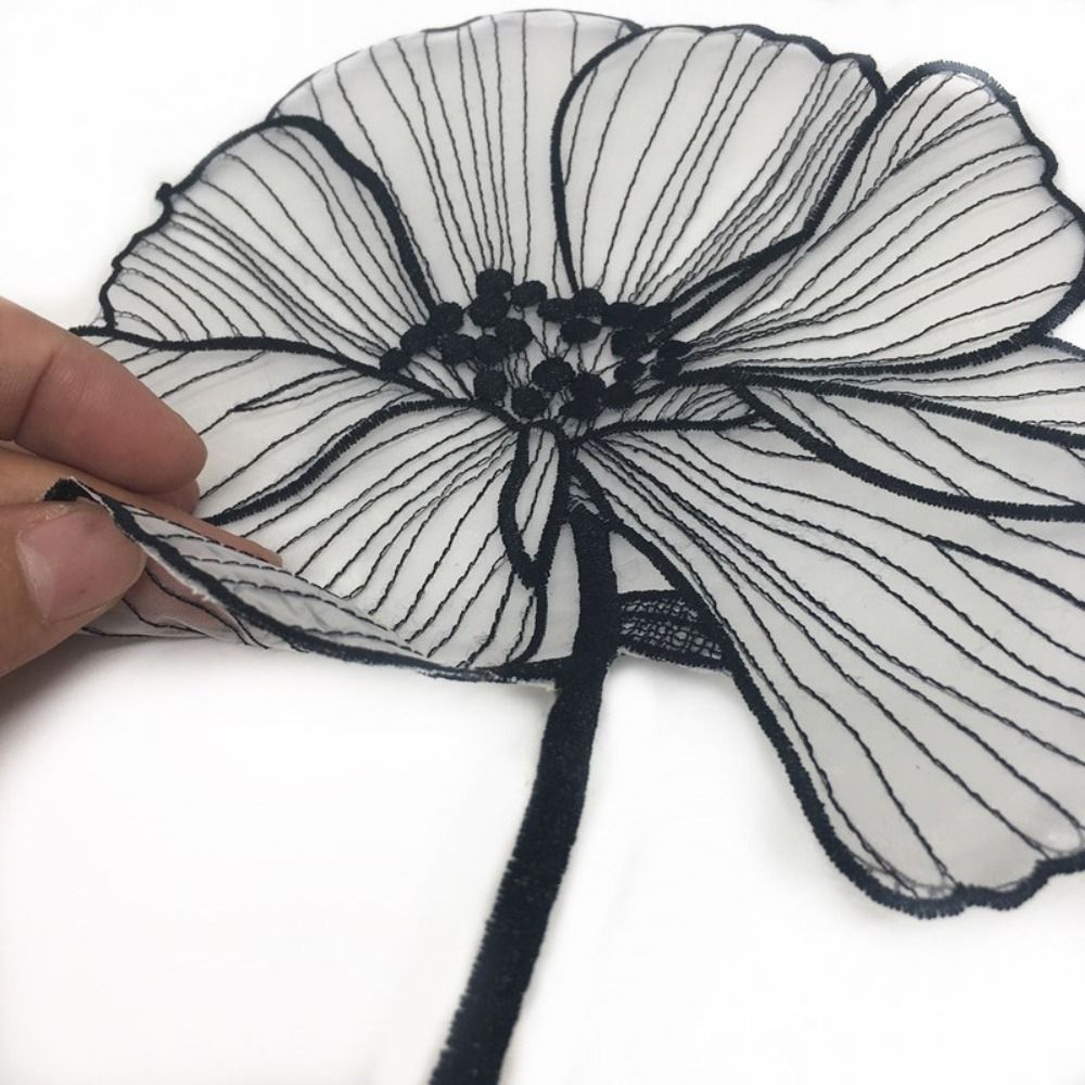 Вышитая нашивка-аппликация в в – обзор и цена Embroidery On Black Shirt